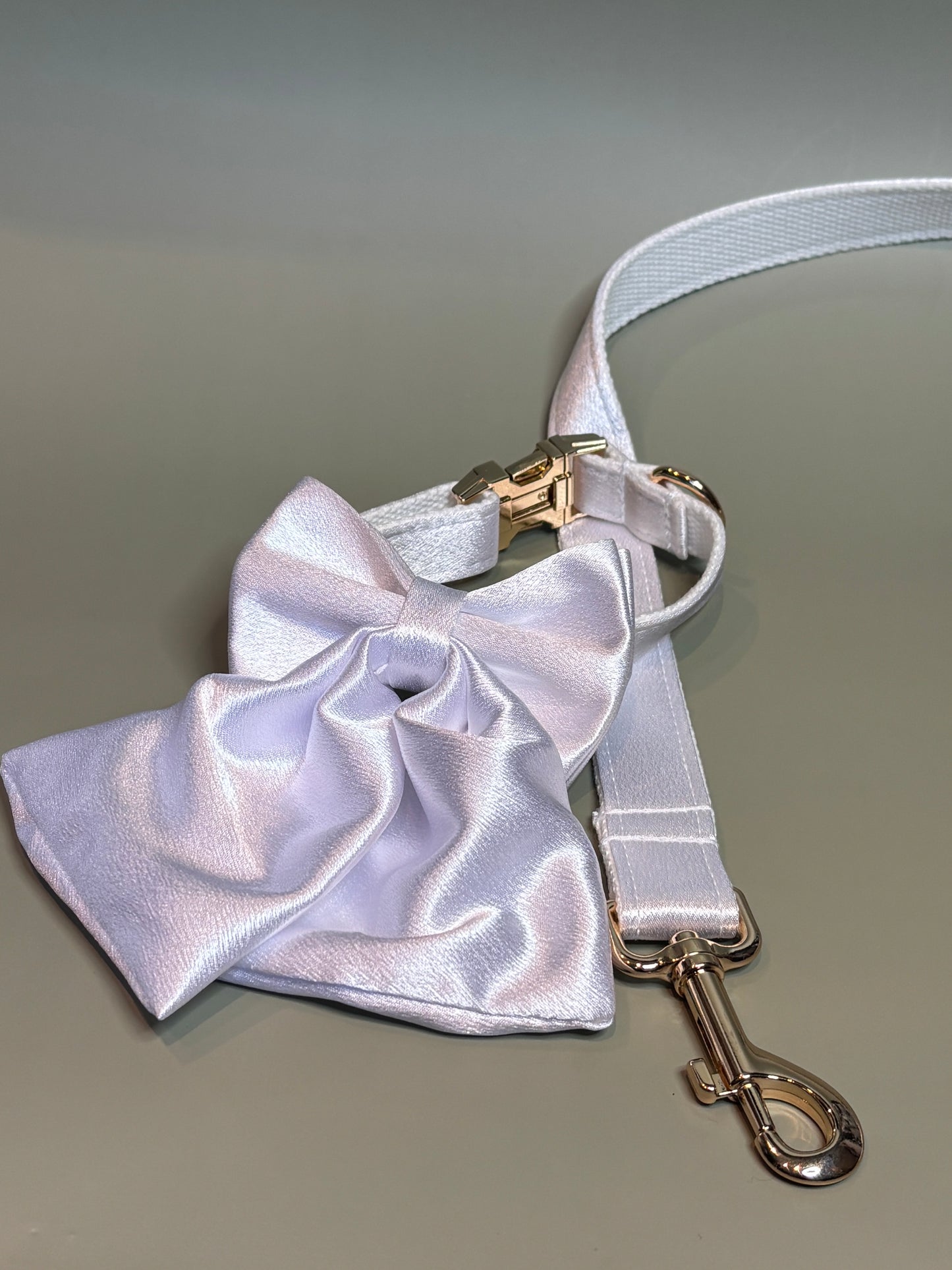 Satin Collar