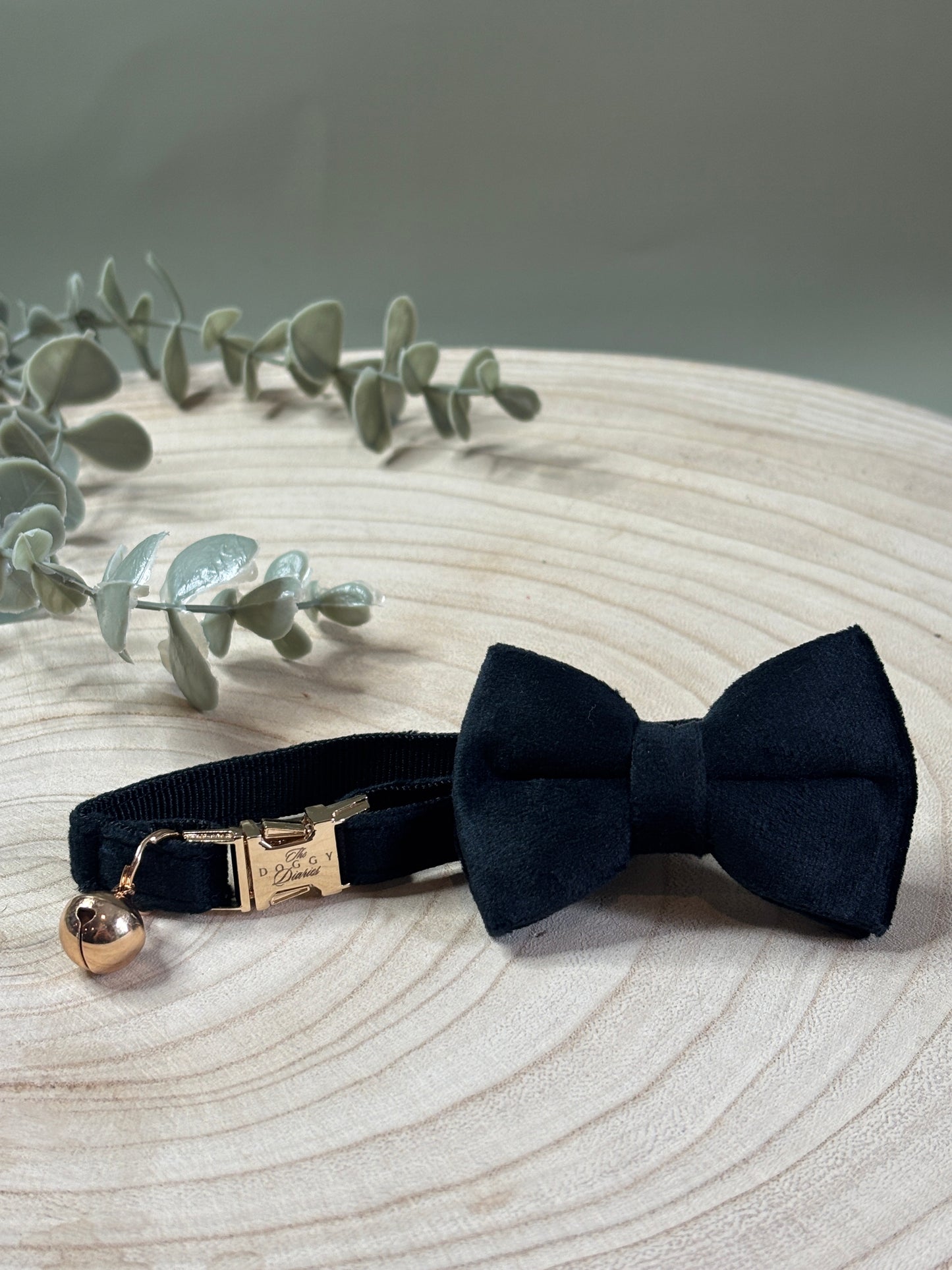 Velvet Puppy Bow