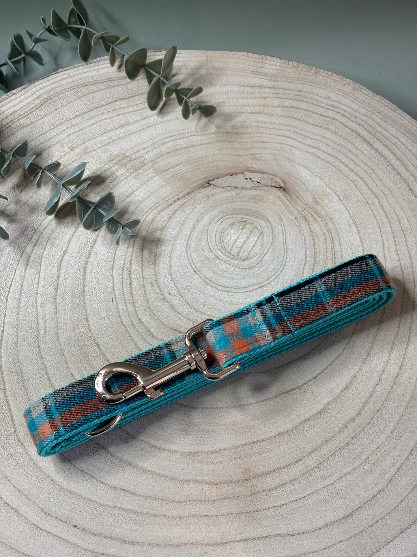 Original Plaid Lead