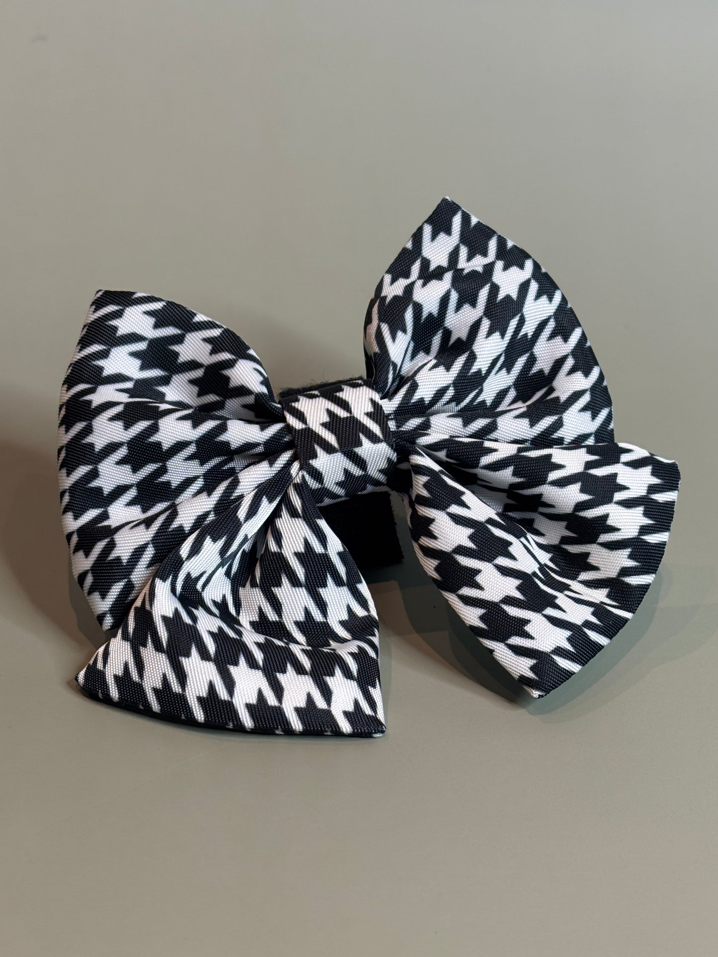 Houndstooth Sailor Bow