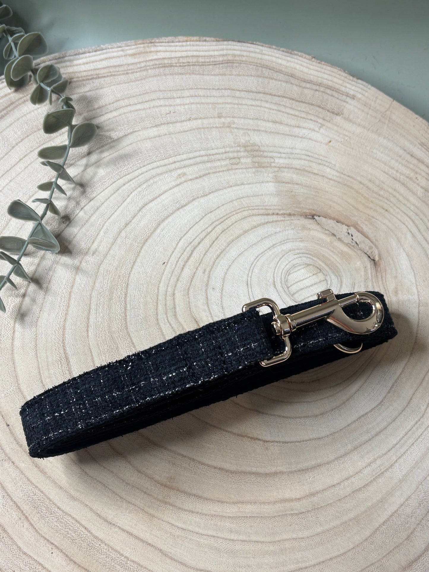 Black Boucle Lead