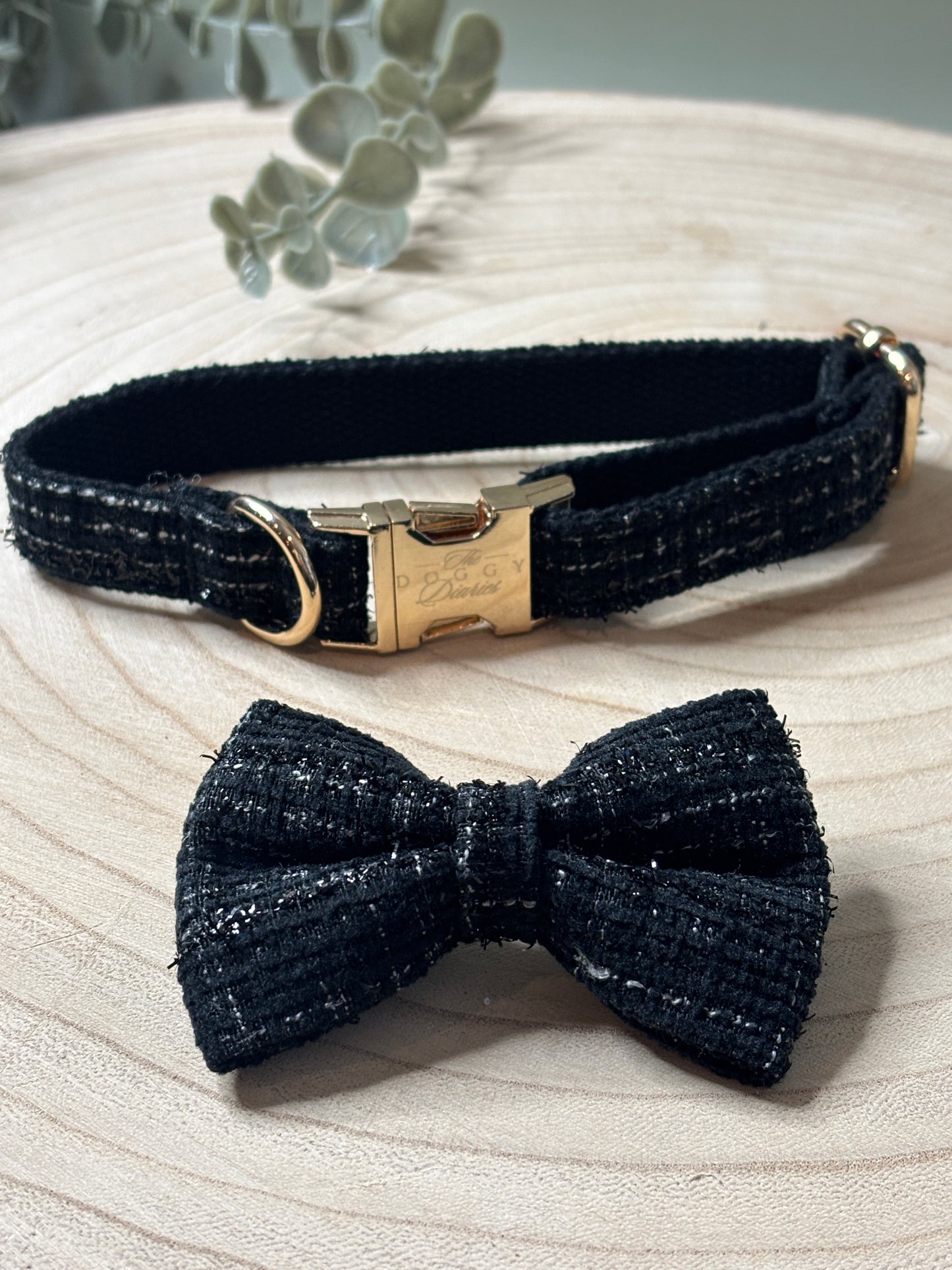 Black Boucle Bow